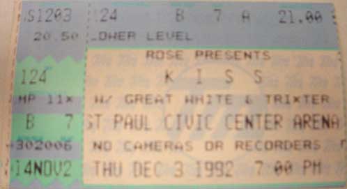 Ticket from St Paul, MN, USA 03 December 1992 show
